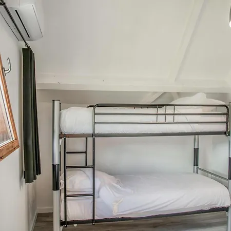 Vakantiehuis Bleu 39 *