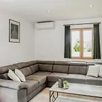 Holiday home Bleu 39 Lacapelle-Marival